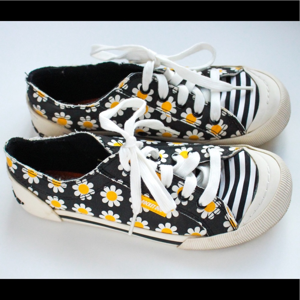 Rocket Dog Daisy Sneakers, Rocket Dog Jazzin Daisy Shoes 7.5, Rocket Dog Shoes